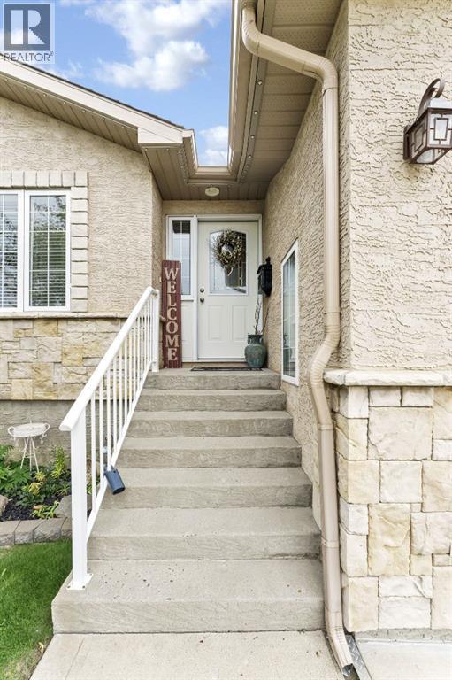 72 Sandstone Place SE - 5