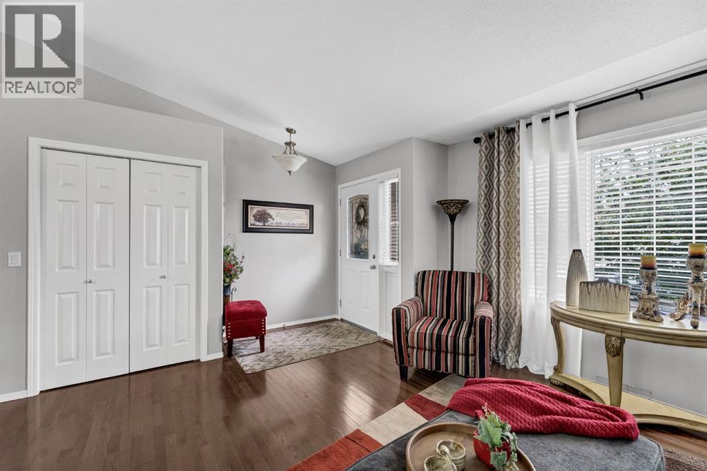 72 Sandstone Place SE - 9
