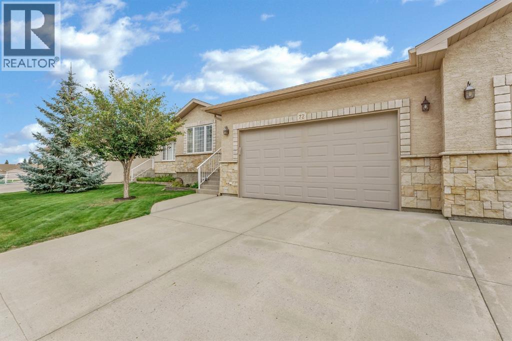 72 Sandstone Place SE - 2