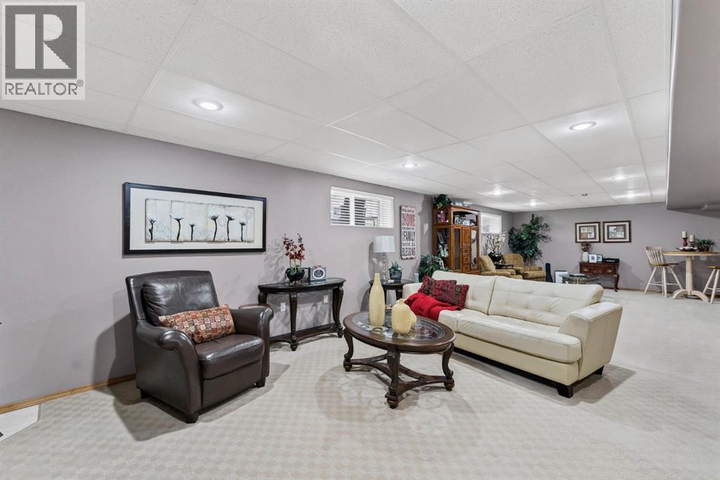 72 Sandstone Place SE - 29