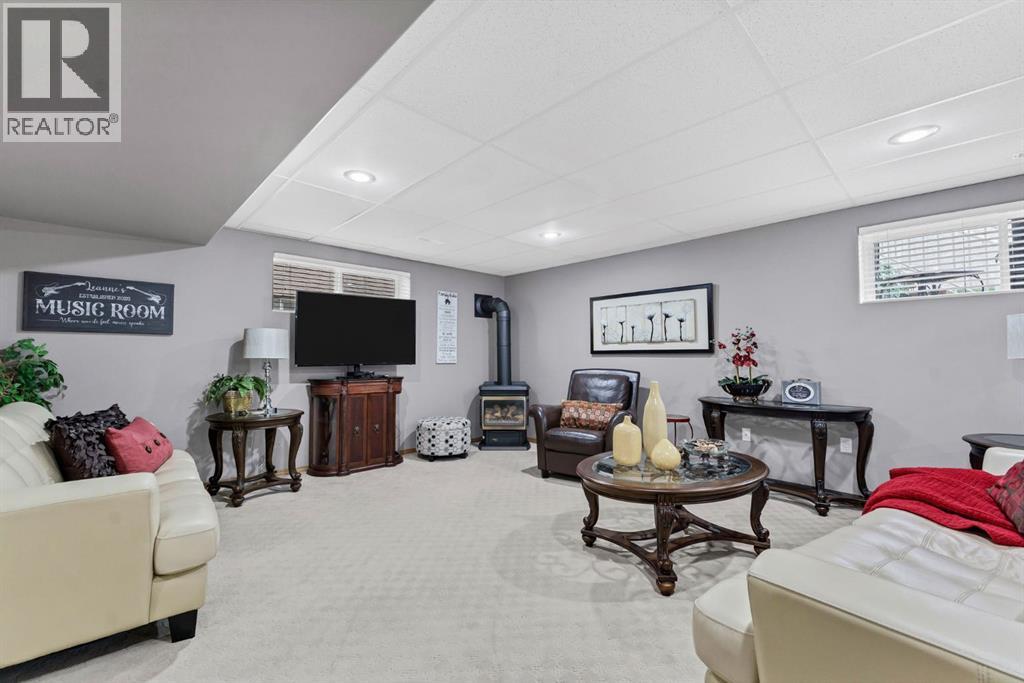 72 Sandstone Place SE - 32
