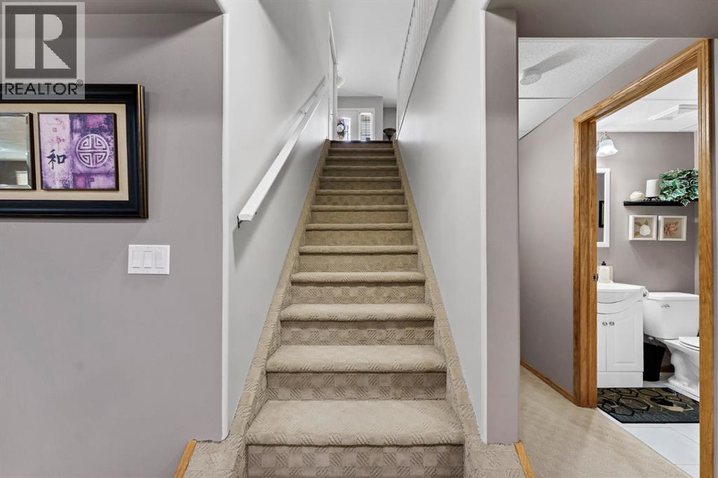 72 Sandstone Place SE - 28