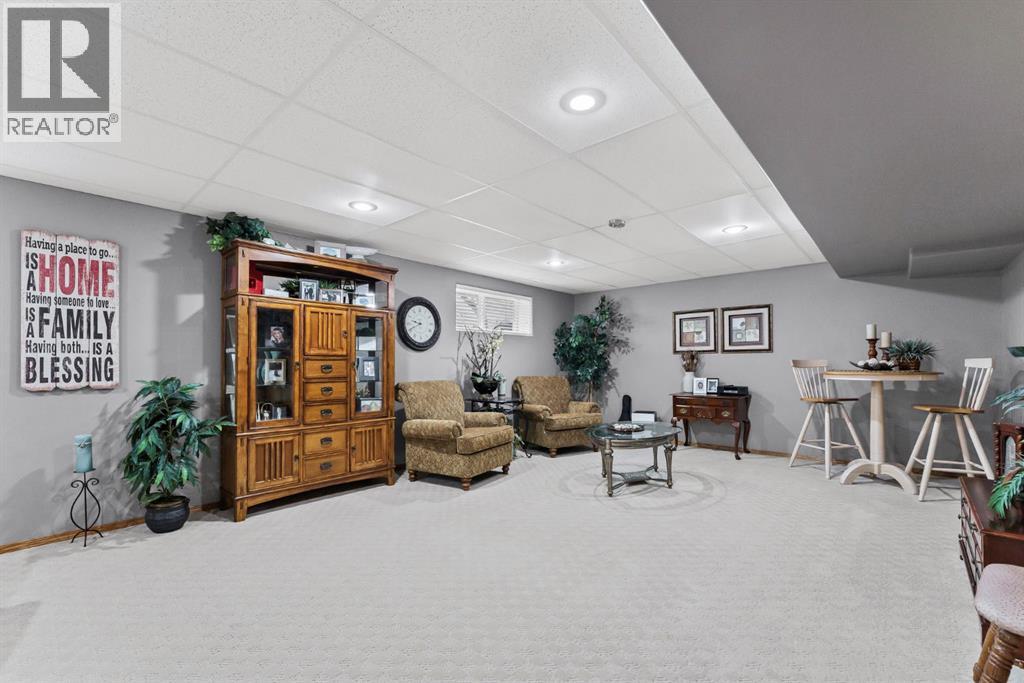 72 Sandstone Place SE - 33