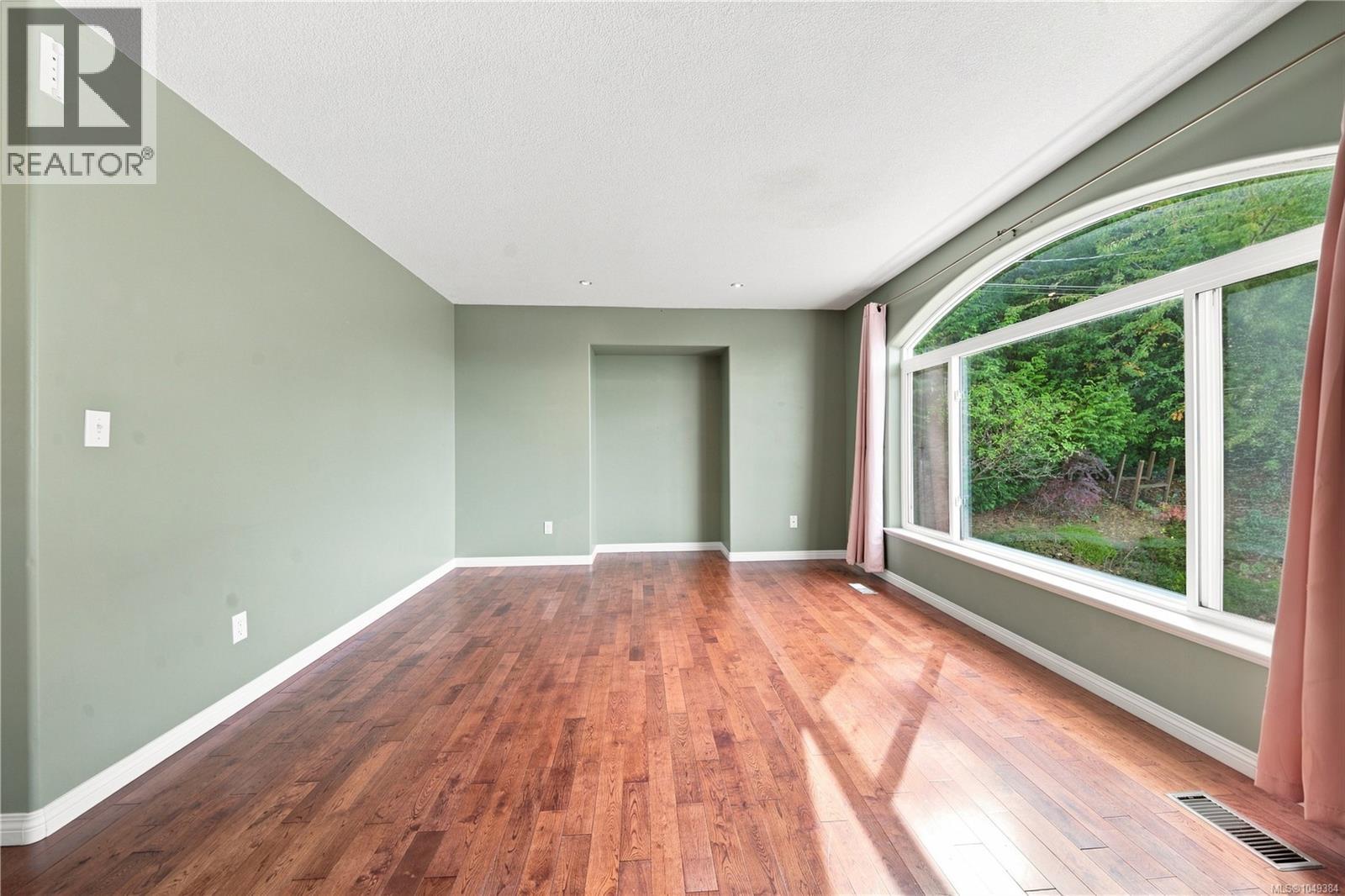 256 King Rd - Image 48