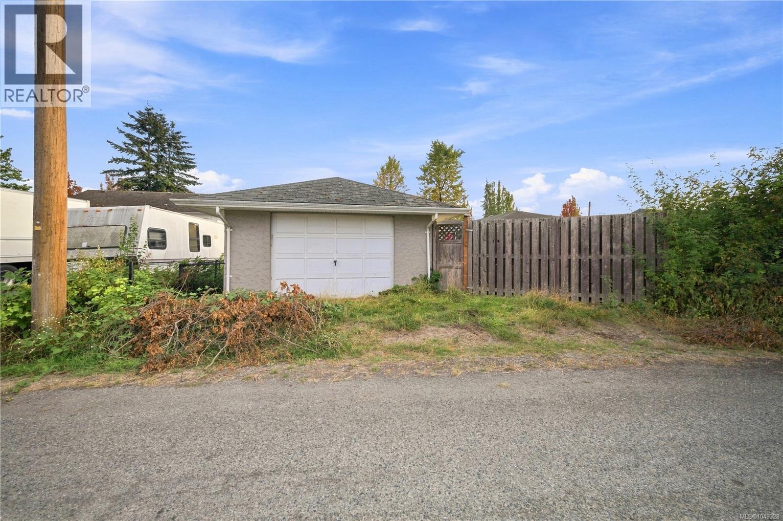 141 Jensen Ave E - Image 45