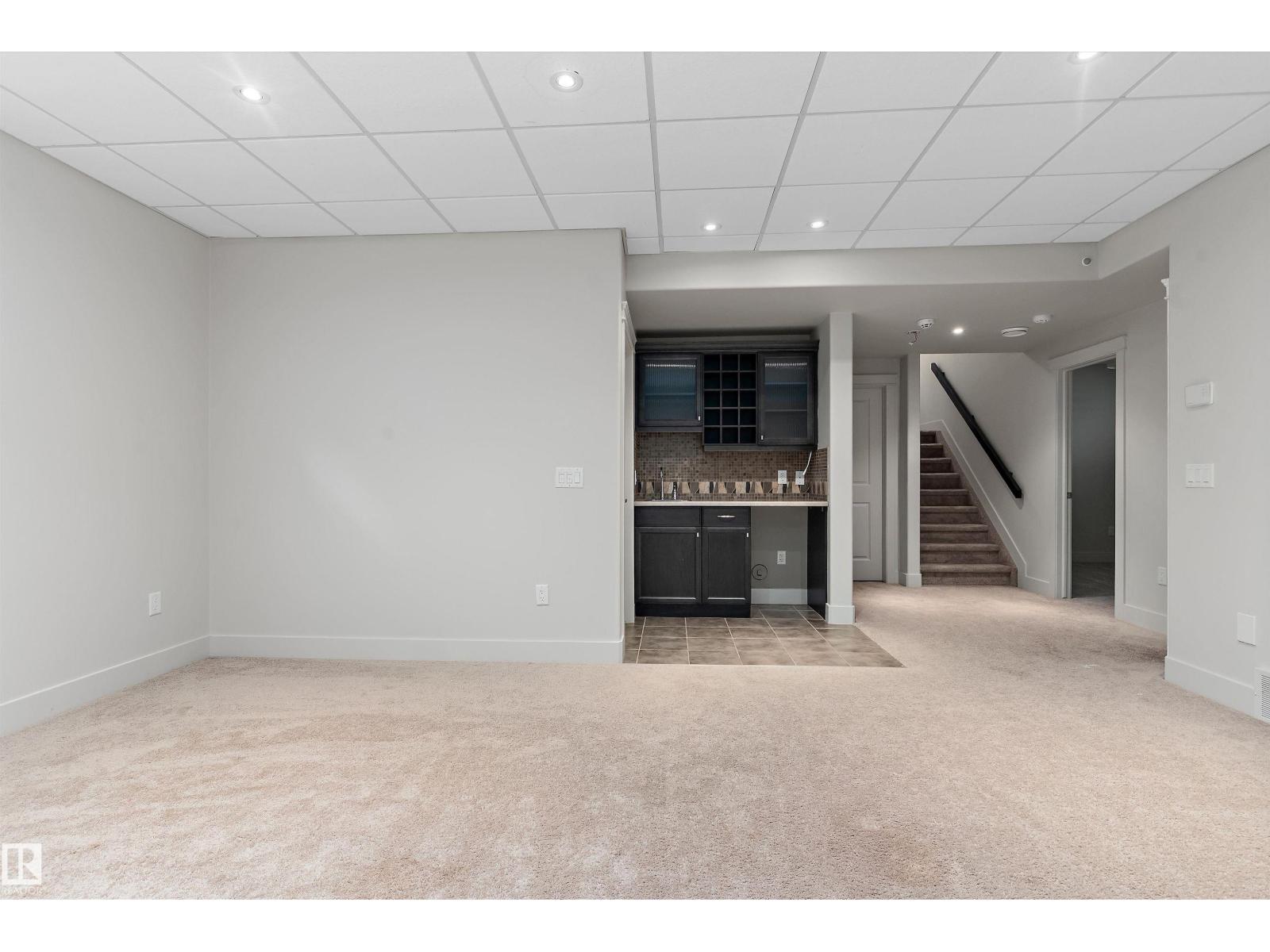 17535 110 ST NW - 38
