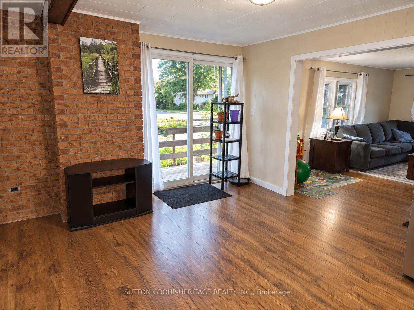 253 SIDNEY STREET - 16
