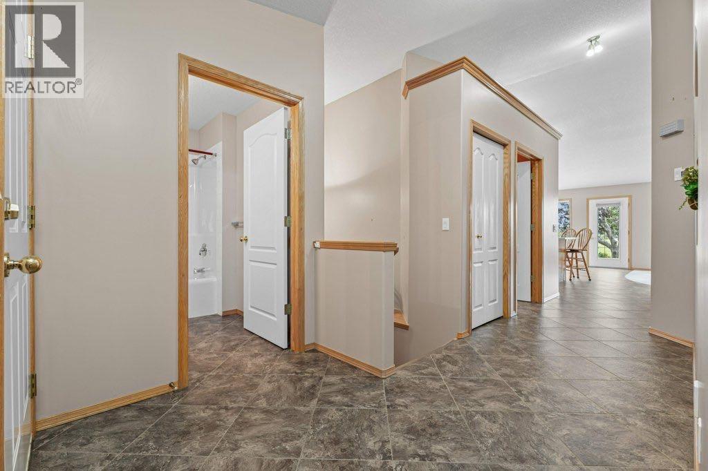127 Whispering Way - Image 8