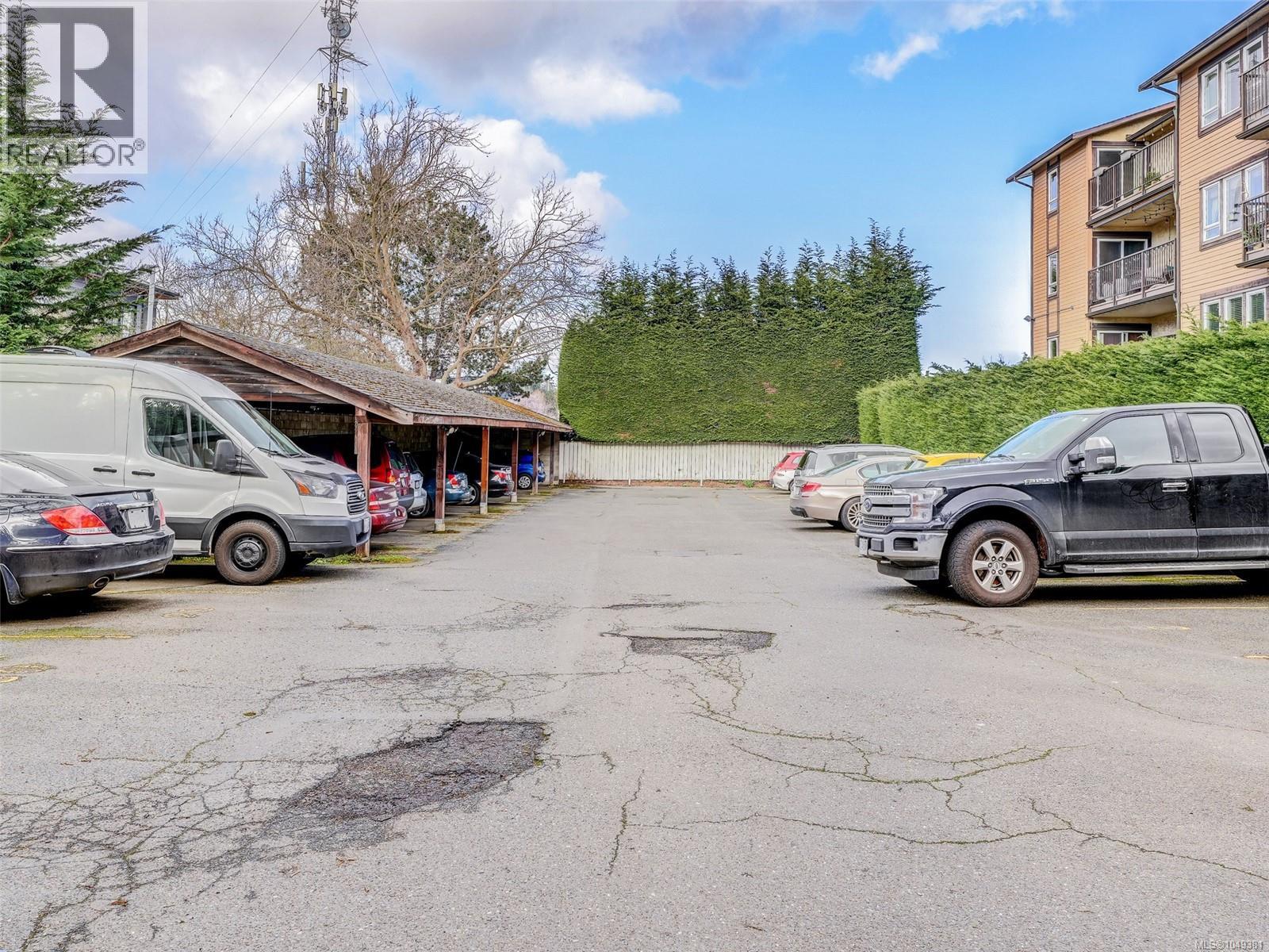#406 3258 Alder St - 24