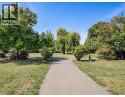406 3258 Alder St, Saanich, BC V8X1P3 Photo 25