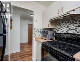 Balcony - 406 3258 Alder St, Saanich, BC V8X1P3 Photo 9