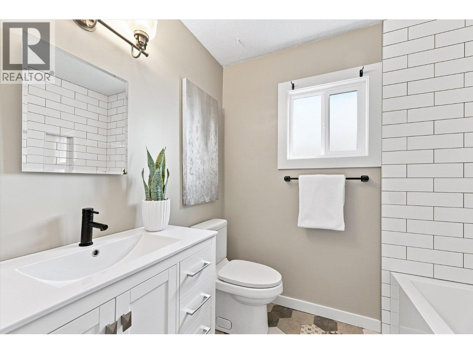 295 Husch Road, Kelowna