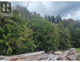 9091 Stager Road, Powell River, BC V8A0H6 Photo 12