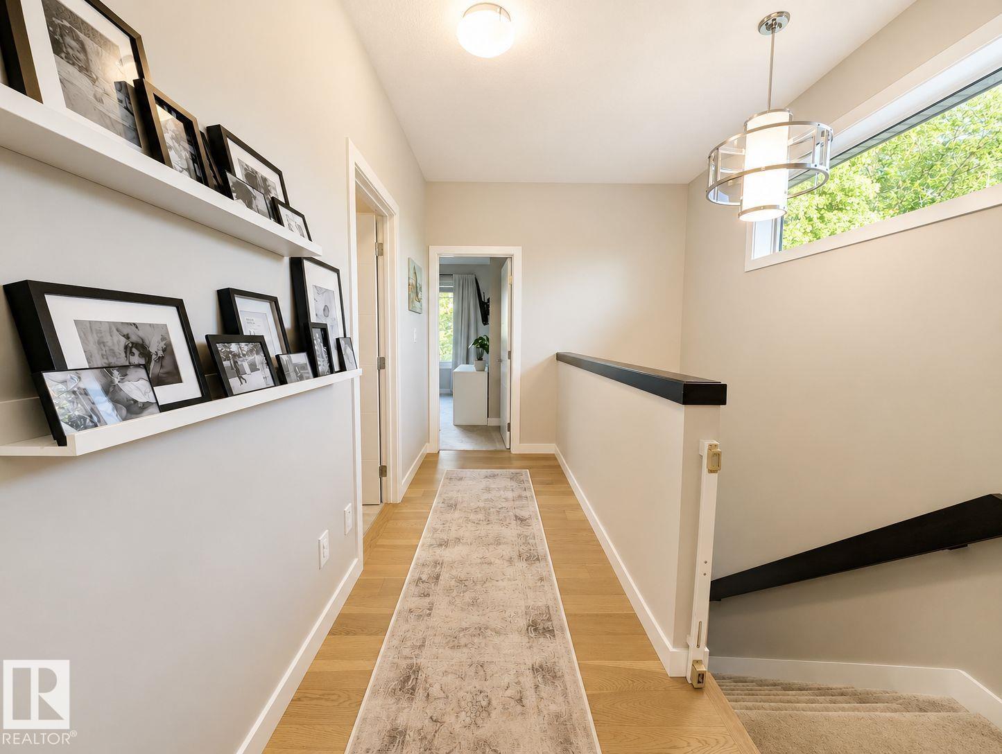 10516 76 ST NW - 15