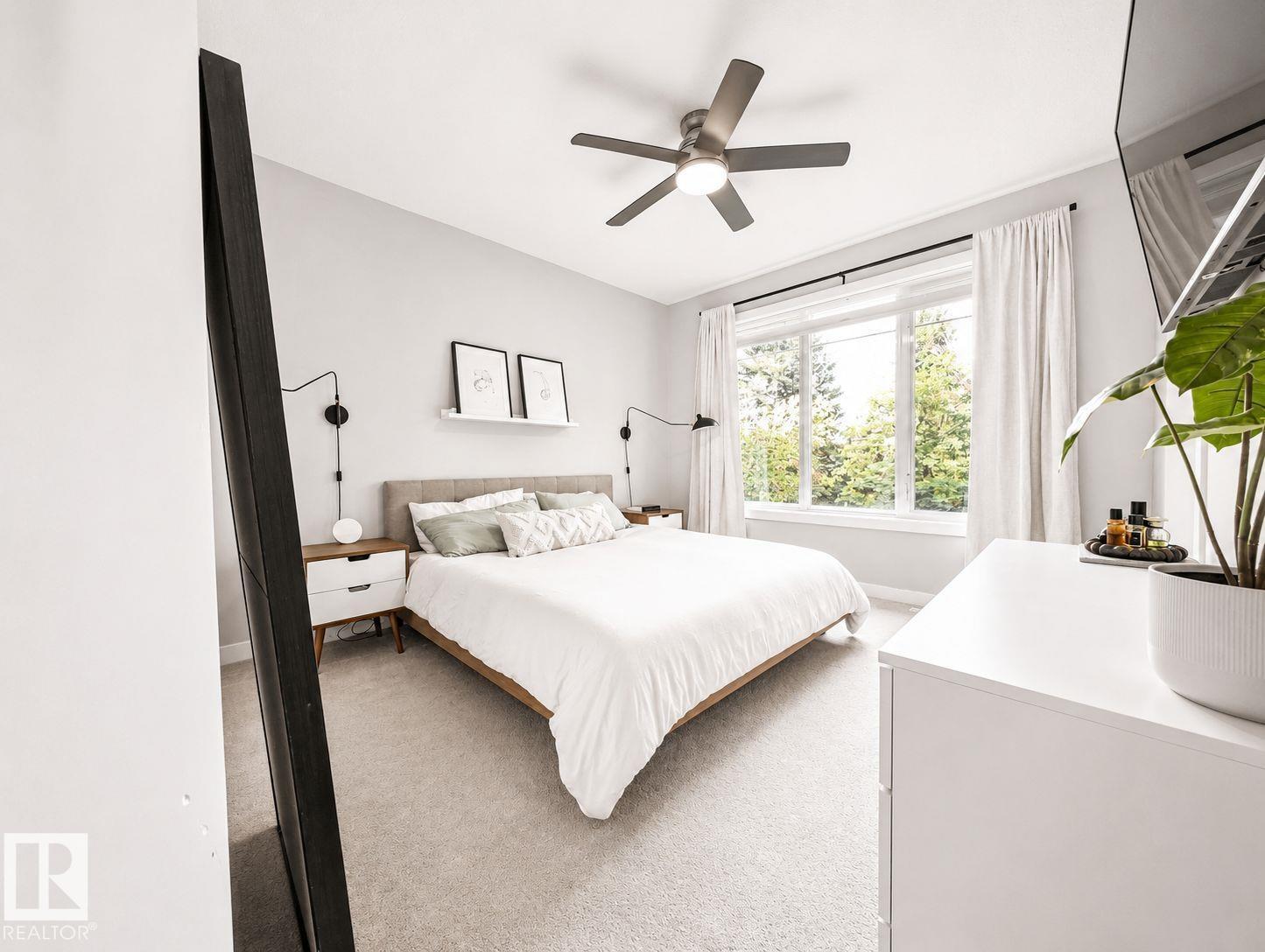 10516 76 ST NW - 17