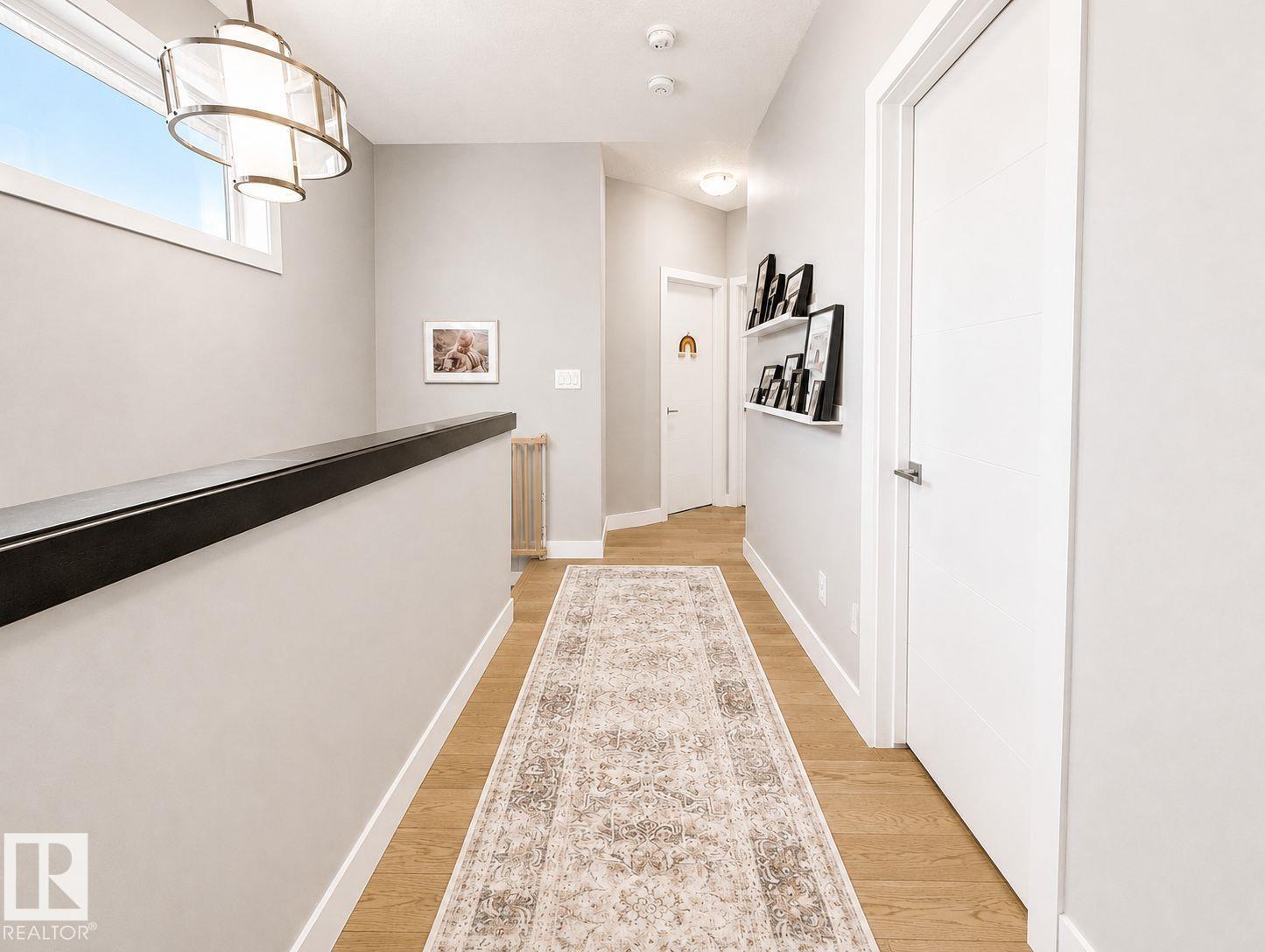 10516 76 ST NW - 22