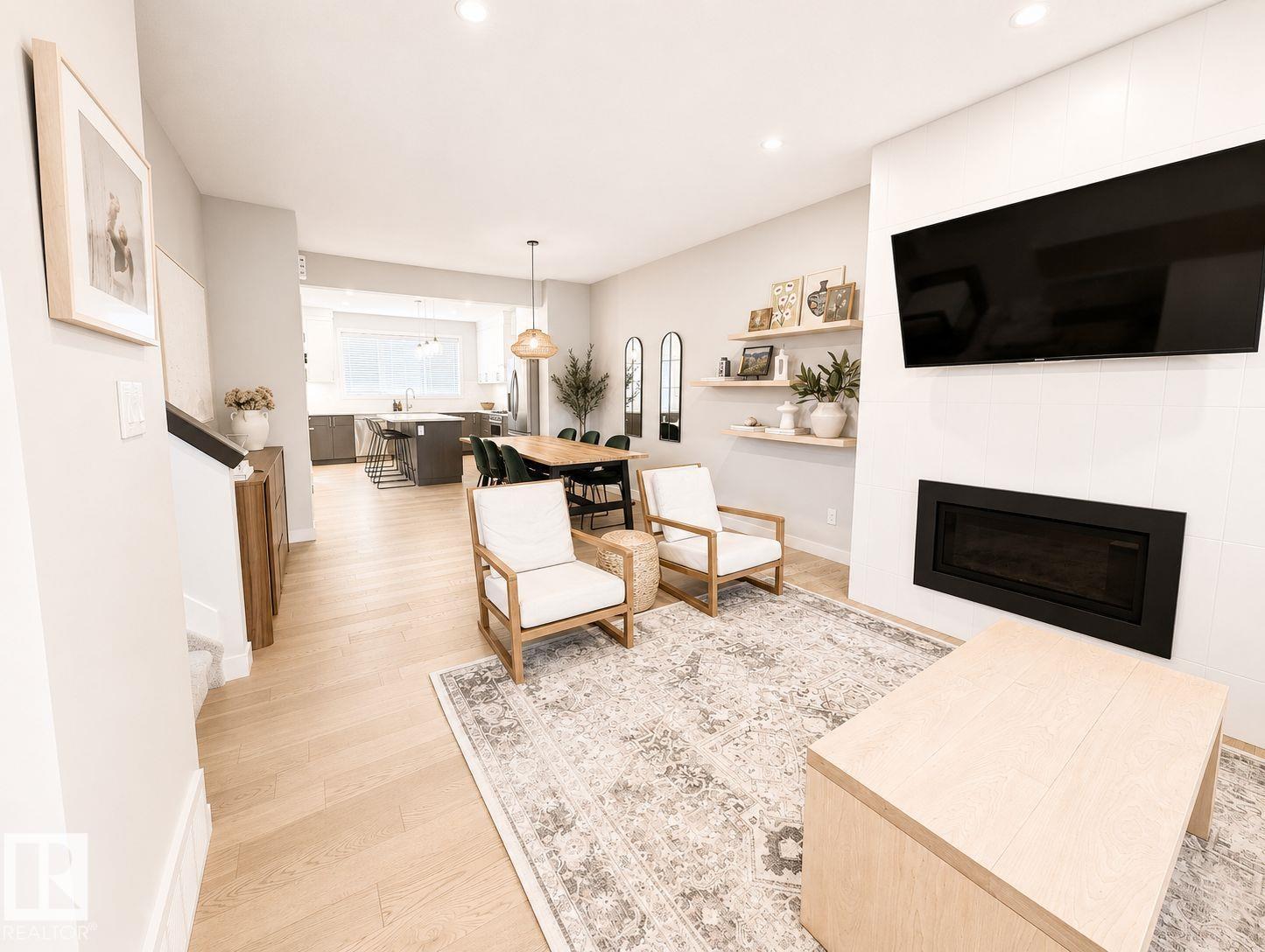 10516 76 ST NW - 3