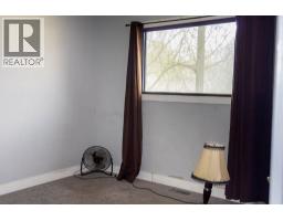 Bedroom - 595 Mcwilliams Road, Kelowna, BC V1X7M2 Photo 10