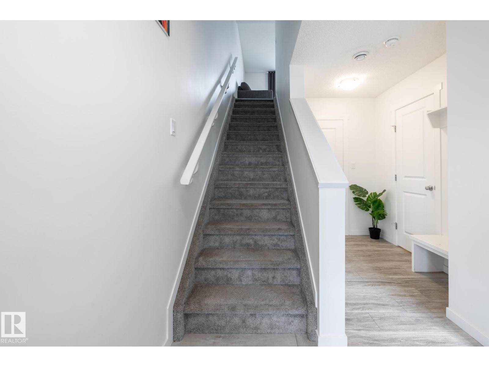 19216 27 AV NW - 17