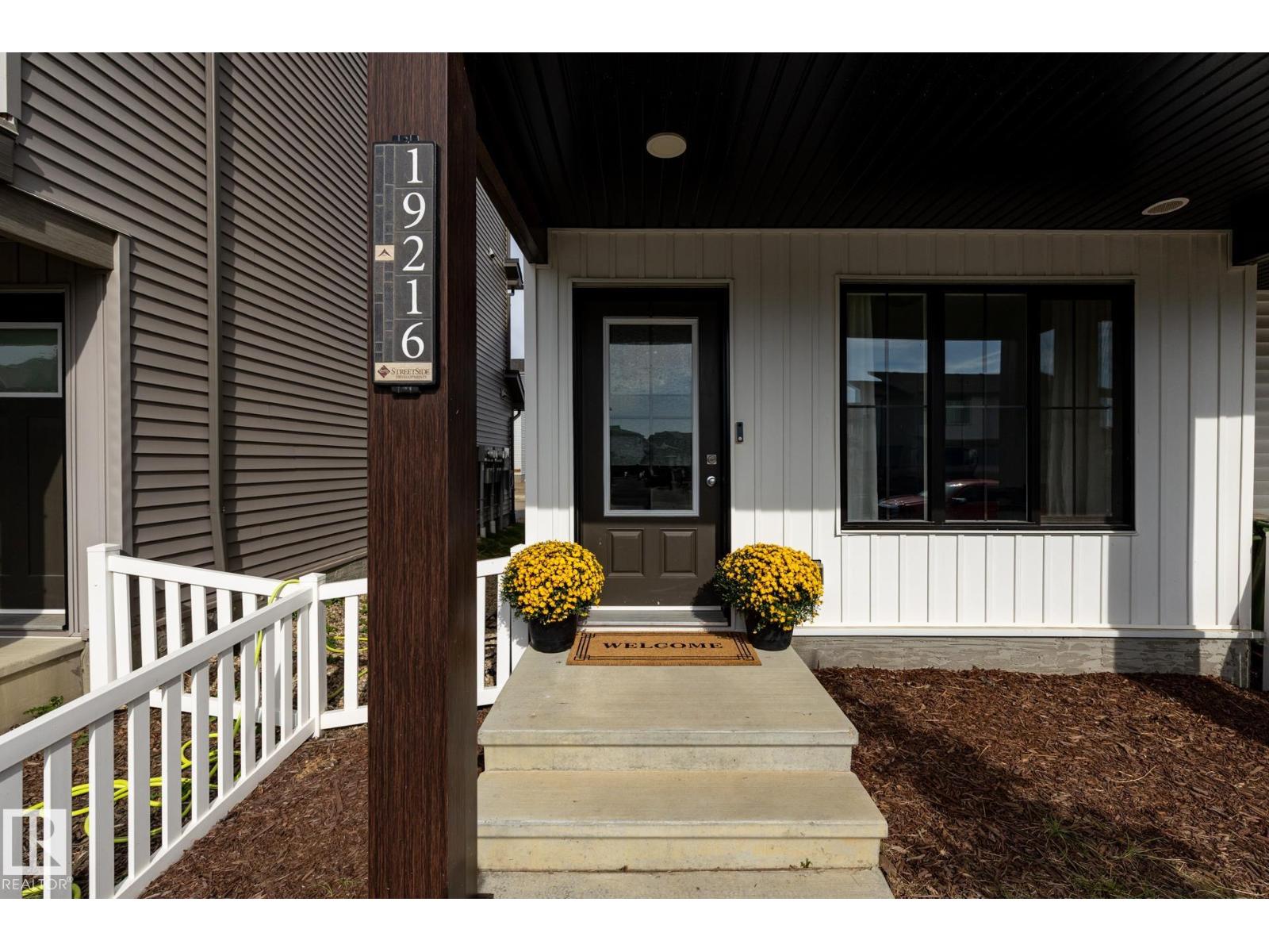 19216 27 AV NW - 32
