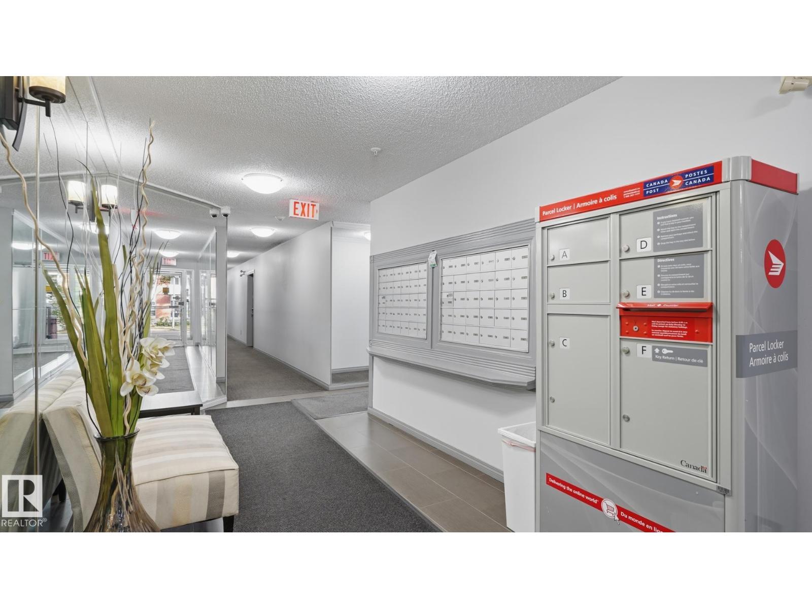 #107 10153 117 ST NW - 4