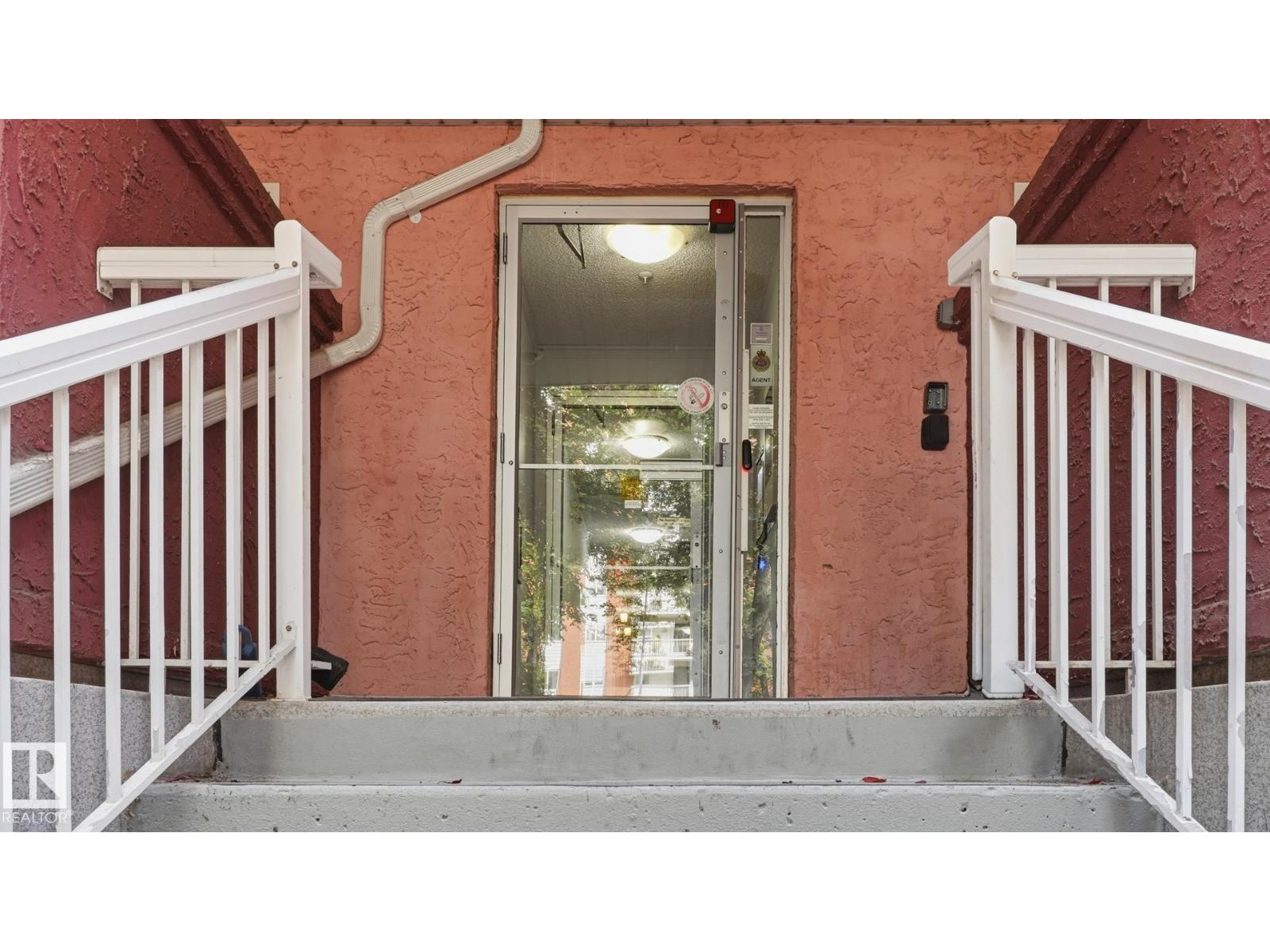 #107 10153 117 ST NW - 42