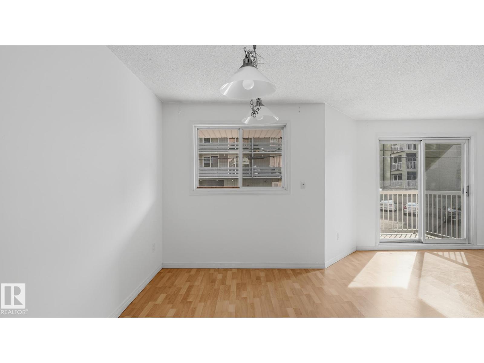 #107 10153 117 ST NW - Image 28