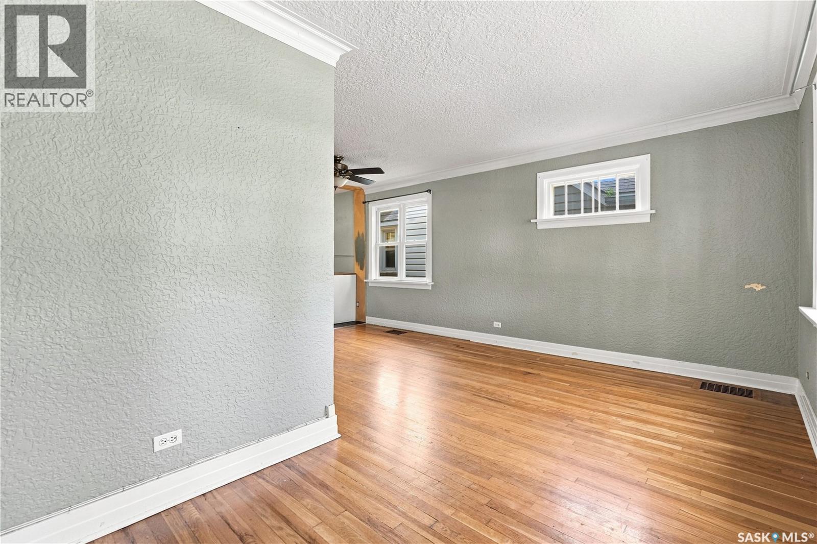 2250 Broder STREET - 2