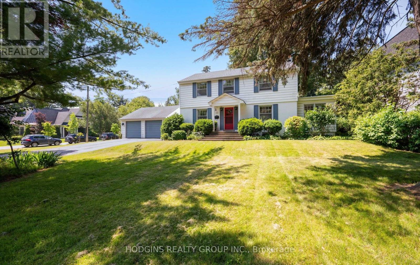 Photo of 1558 BROADMOOR AVENUE