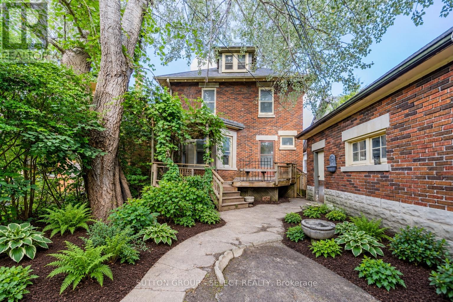 239 RIDOUT STREET S, London South (South G) — photo 3