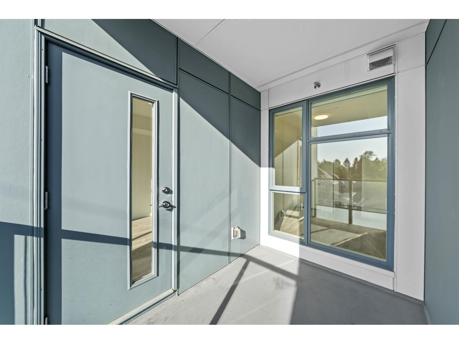 Photo of 305 10828 139A STREET 23