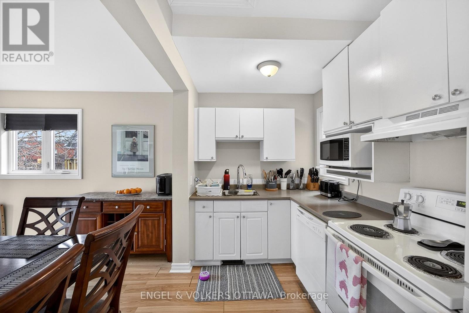 4 Bed, 3 Bath Multi-Family for Sale in Ottawa – 251 ARLINGTON AVENUE, Ottawa – MLS# X13769326 - Image 10