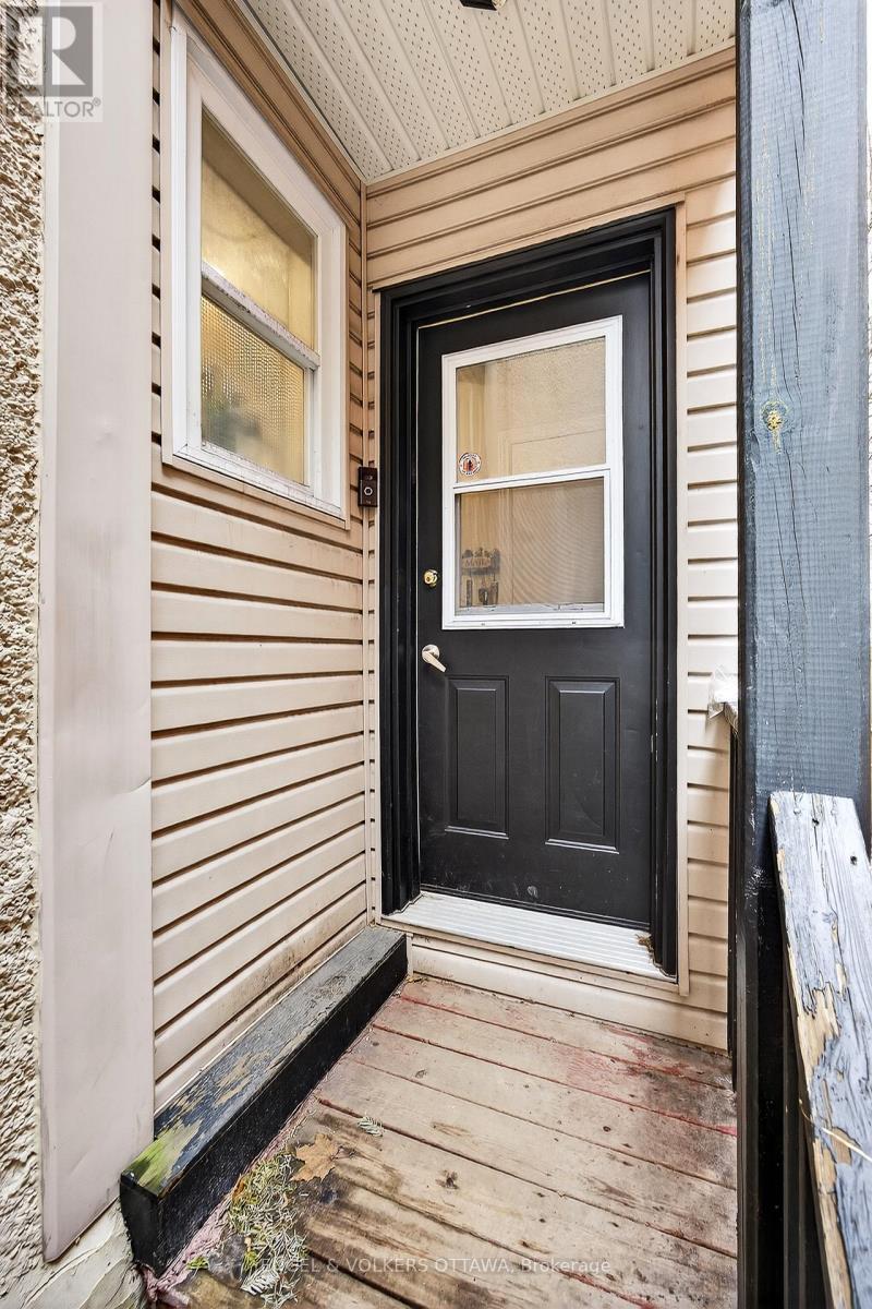 4 Bed, 3 Bath Multi-Family for Sale in Ottawa – 251 ARLINGTON AVENUE, Ottawa – MLS# X13769326 - Image 14
