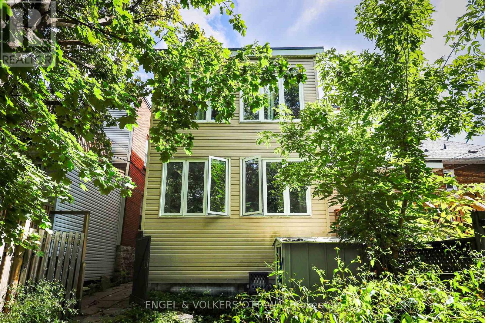 251 ARLINGTON AVENUE - 30