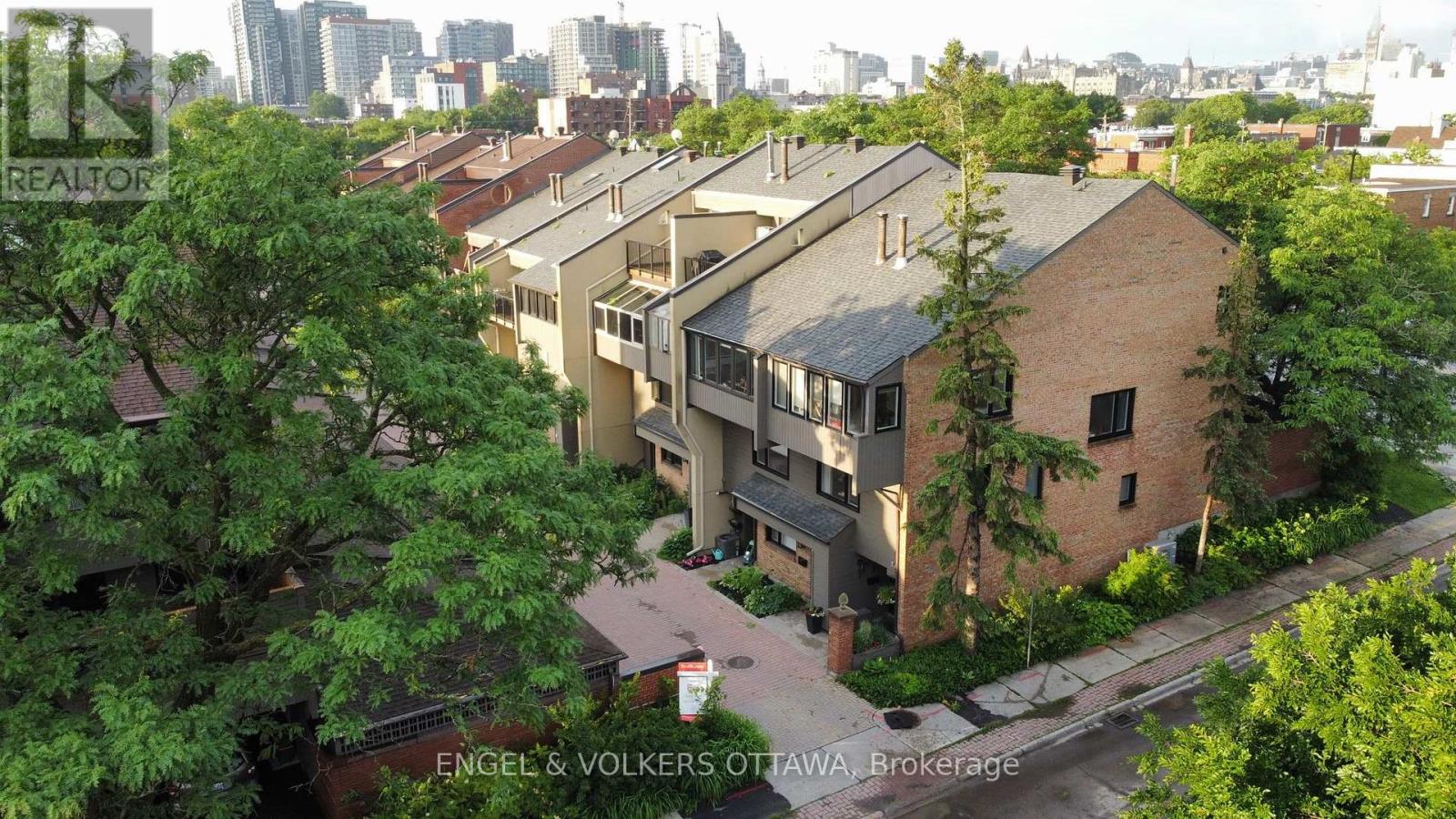 #6 290 CATHCART STREET - Image 34