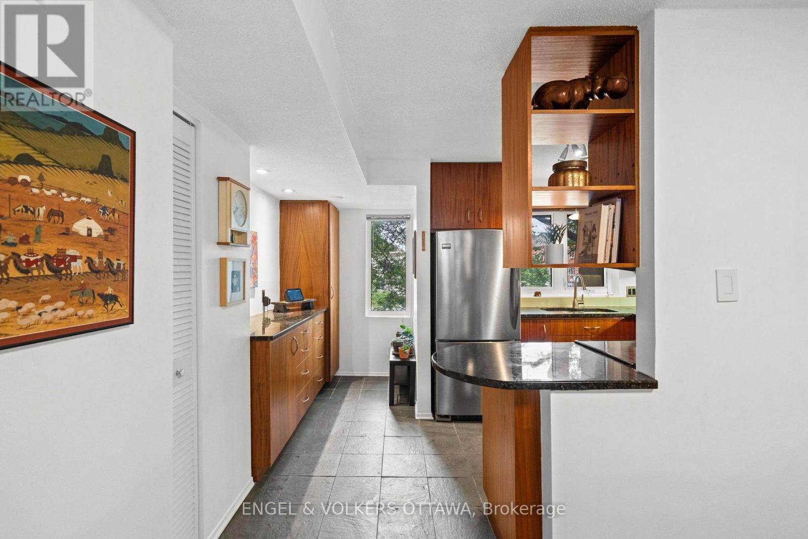 #6 290 CATHCART STREET - Image 8