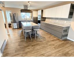 10503 110 St, Westlock, AB T7P1A3 Photo 11