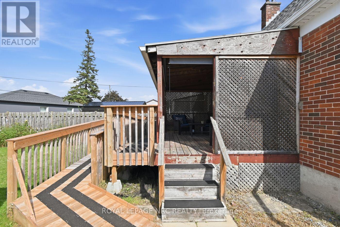 7 BEARD PLACE - 26