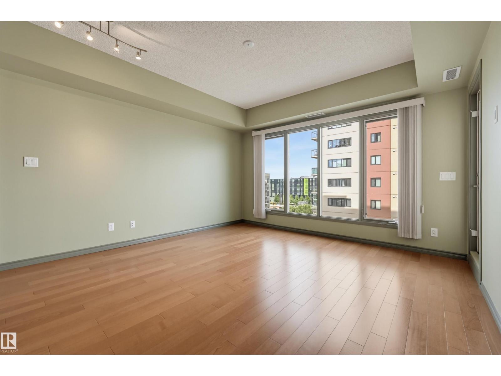#610 10303 111 ST NW - 2