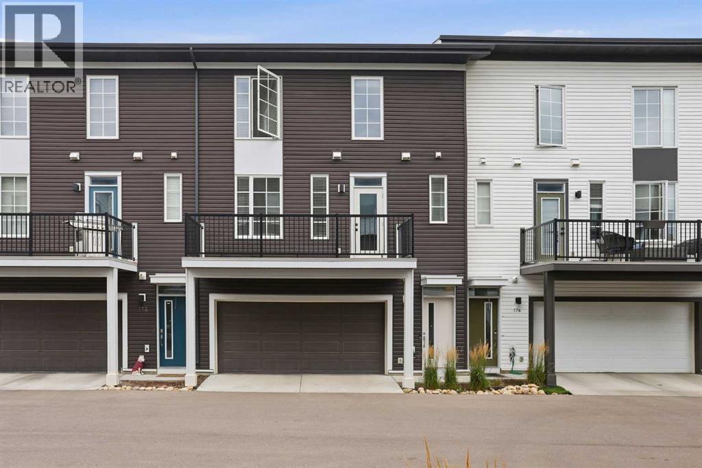 174 Walgrove Common SE - 1