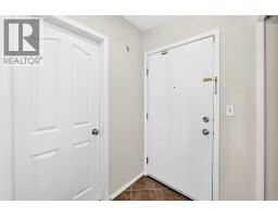 714, 1053 10 Street SW - photo 6