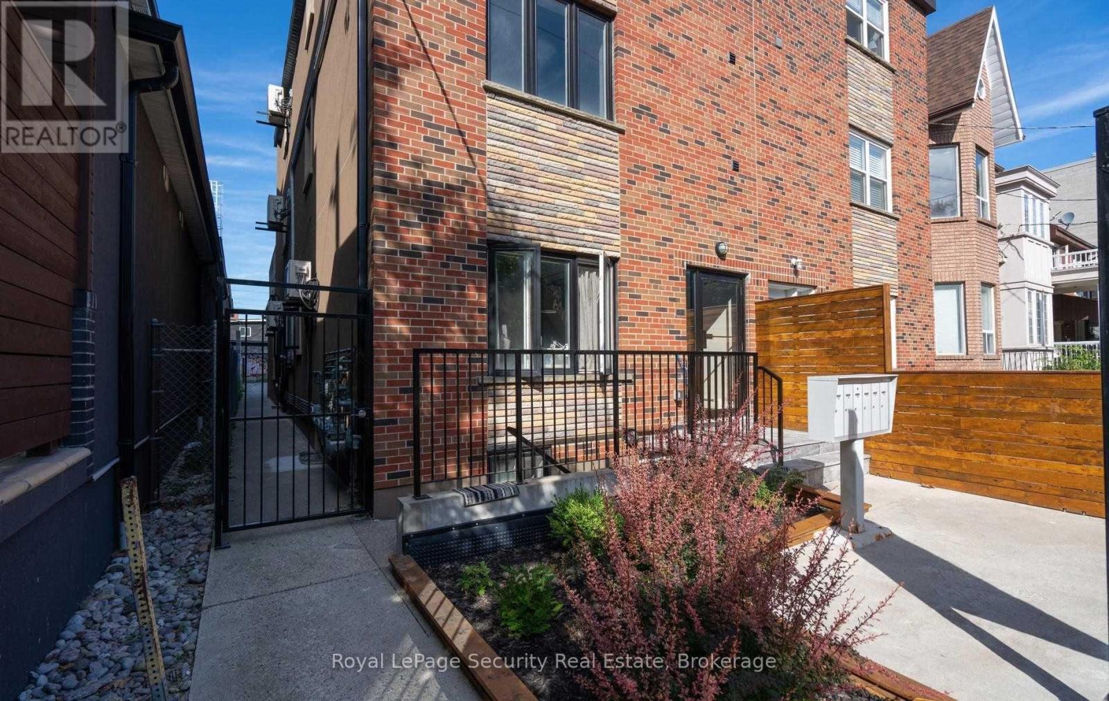 Photo of 62 Lippincott Street
