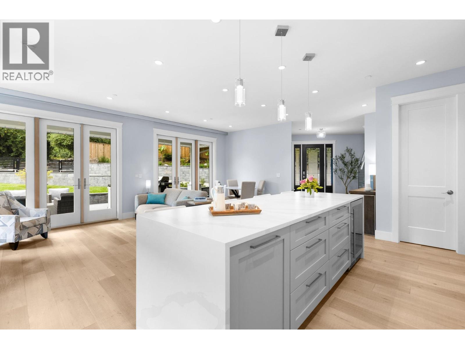 6560 NELSON AVENUE, West Vancouver — photo 9