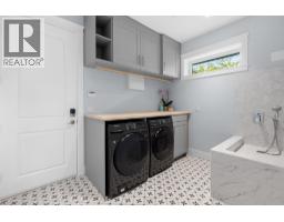 6560 Nelson Avenue, West Vancouver, BC V7W2A9 Photo 13