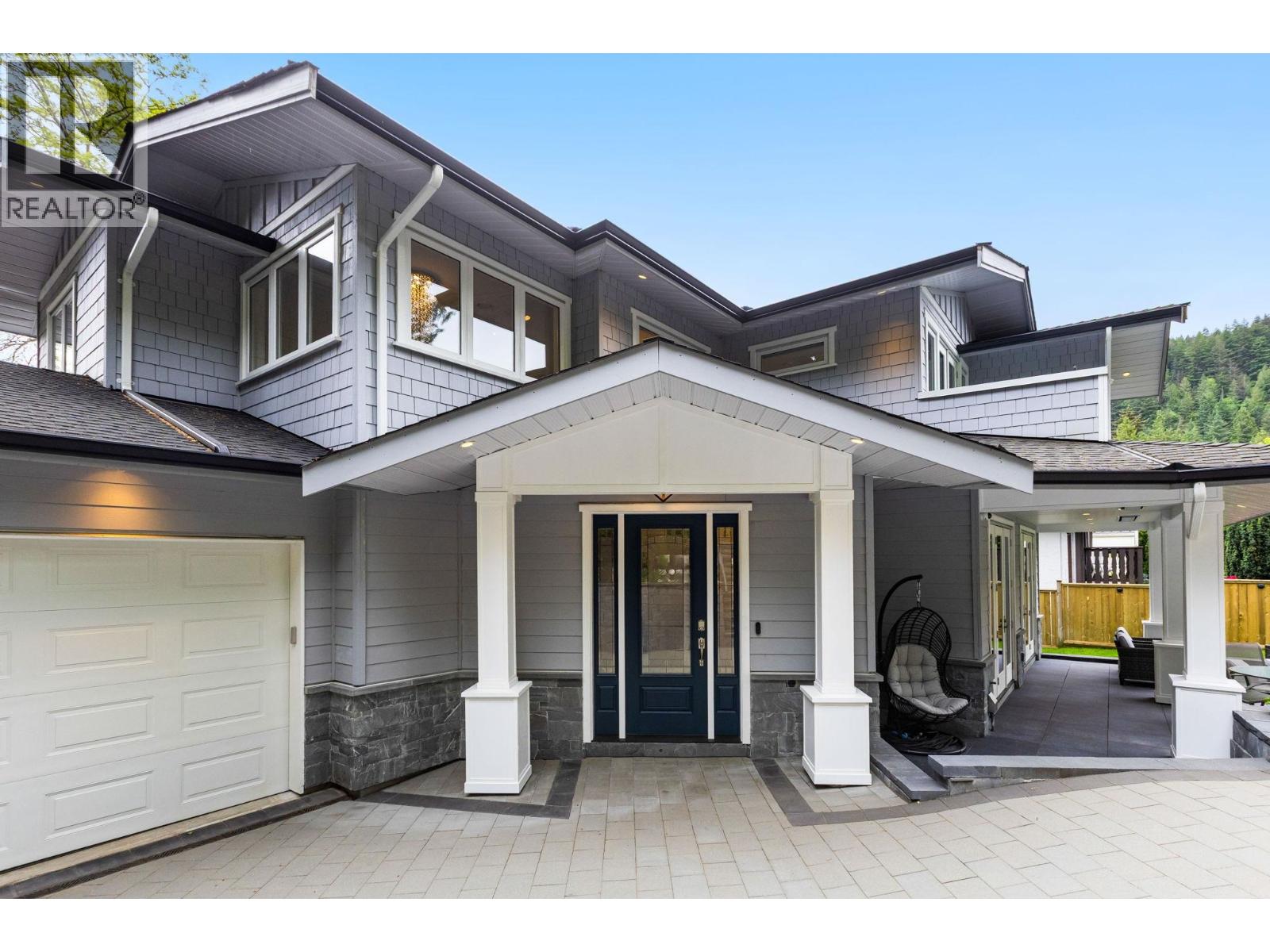 6560 NELSON AVENUE, West Vancouver — photo 2