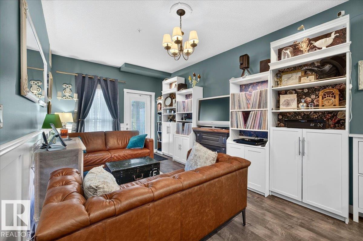 #101 – 10126 144 Street NW, Grovenor — photo 16 of 30: Property photo