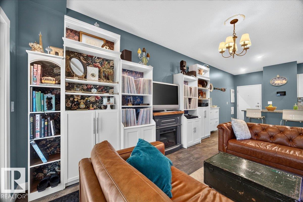 #101 10126 144 ST NW - 18