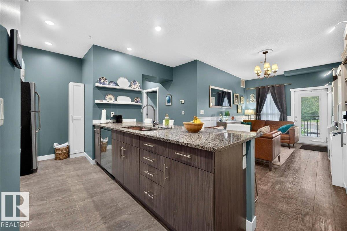 #101 – 10126 144 Street NW, Grovenor — photo 8 of 30: Property photo