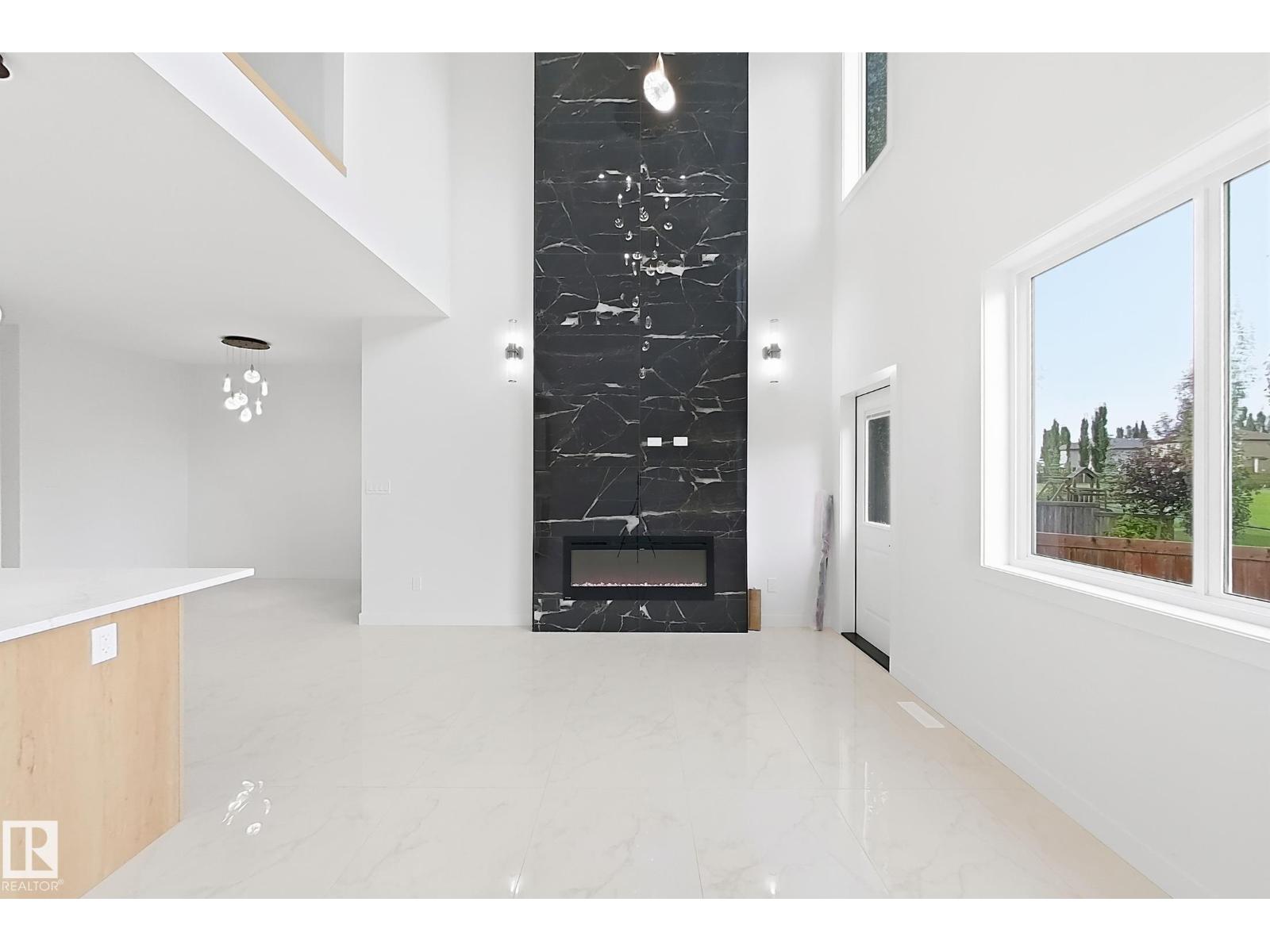 5411 64 ST - 16