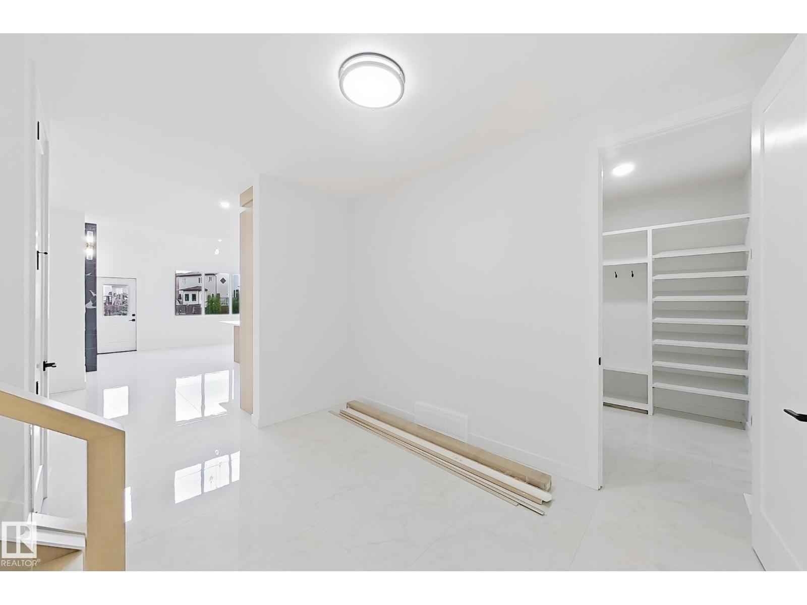 5411 64 ST - 20